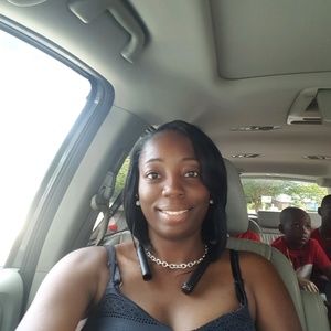 Meet your Posher, Lakeisha